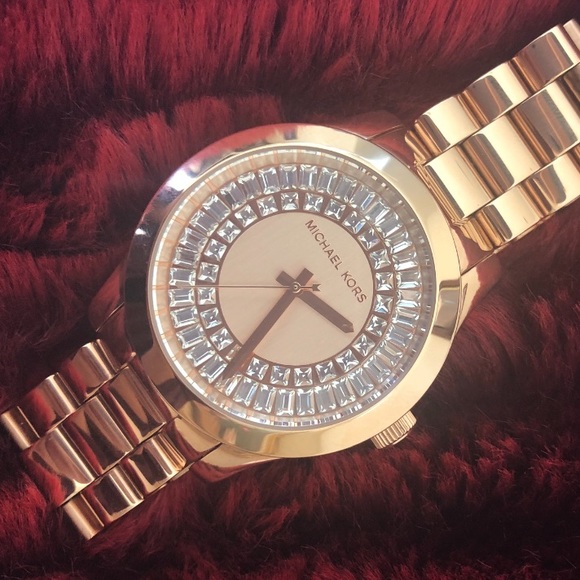 Michael Kors Accessories - MK watch